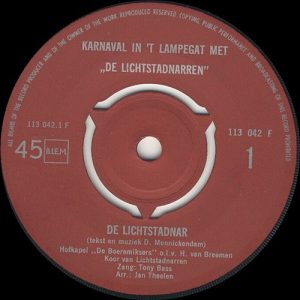 Tony Bass (2) - Carnaval In 't Lampegat Met "De Lichtstadnarren" - Afbeelding 3