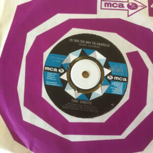 Tony Christie - (Is This The Way) To Amarillo