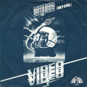 Video - Somebody (Hey Girl)