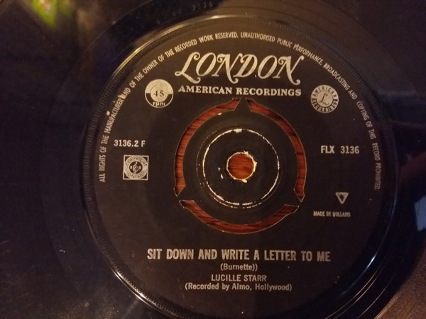 Lucille Starr - Quand Le Soleil Dit Bonjour Aux Montagnes 2 Lucille Starr - Quand Le Soleil Dit Bonjour Aux Montagnes