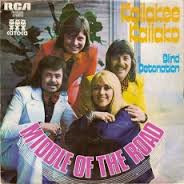 Middle Of The Road - Kailakee Kailako / Blind Detonation