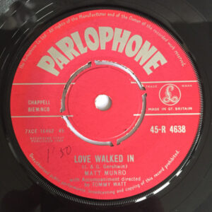 Matt Monro - Love Walked In