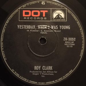 Roy Clark - Yesterday, When I Was Young